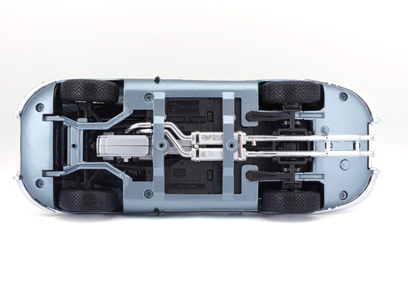 Bburago Jaguar E Coupe 1:18 Metalic Silver Blue